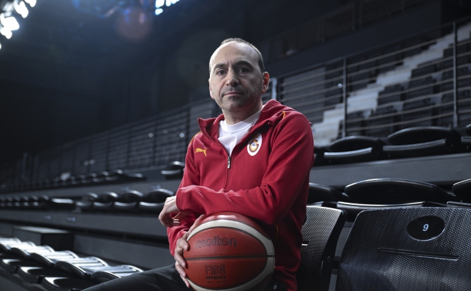 Galatasaray başantrenörü Yakup Sekizkök: 'Galatasaray'da devam etmek istiyorum'