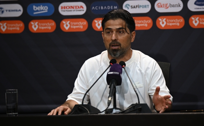 �lhan Palut, Rizespor'daki gelece�iyle ilgili konu�tu