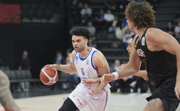 Anadolu Efes, seriye farklı başladı!