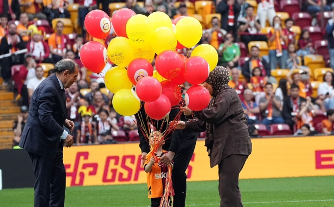 Ali Asaf i�in balonlar u�uruldu