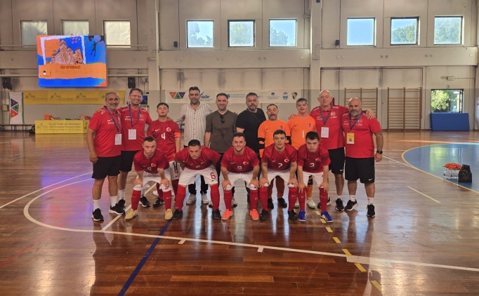 Down Sendromlular Futsal Milli Takm, Avrupa ampiyonas'nda ikinci oldu