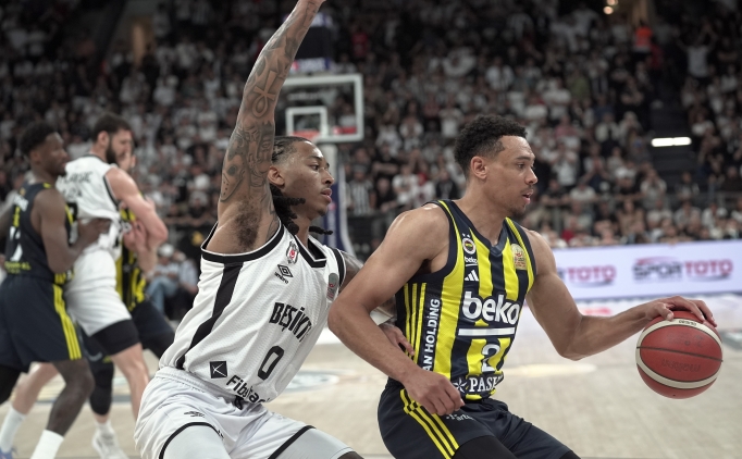 Be�ikta� evinde y�k�ld�, Fenerbah�e seride fark� a�t�!