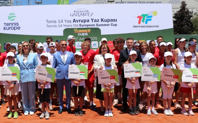 Teniste 14 Ya� Avrupa Yaz Kupas� Elemeleri, Gaziantep'te ba�lad�.