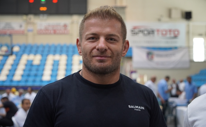 Ba�pehlivan �smail Balaban: 'Do�acak k�z�m i�in'