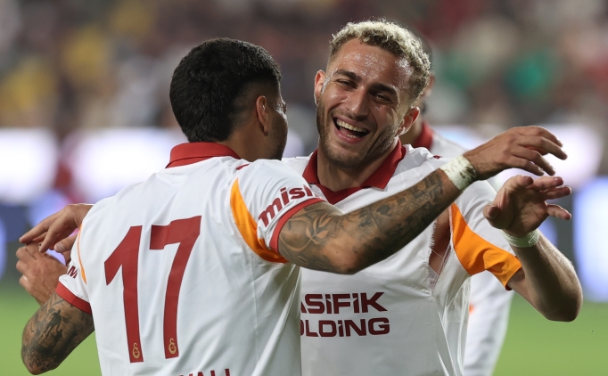 Galatasaray'da Bar�� Alper'e b�y�k destek!