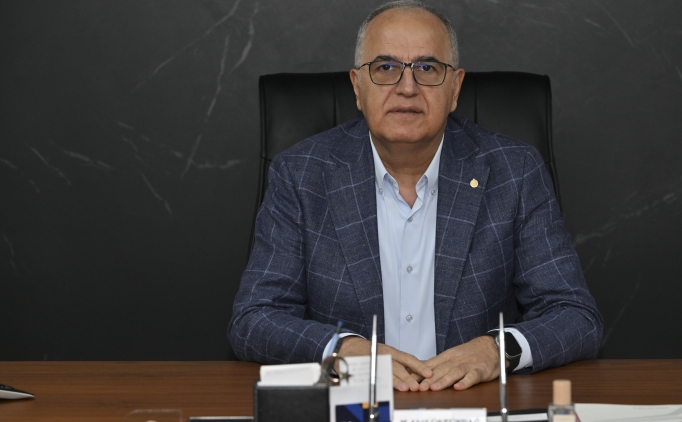 Mehmet Akif �st�nda�: 'Tarihi bir ba�ar�'