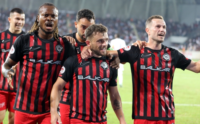 �orum FK, 90+8'te galibiyeti kapt�!