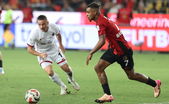 Gaziantep FK, ligdeki ilk galibiyetini ald�