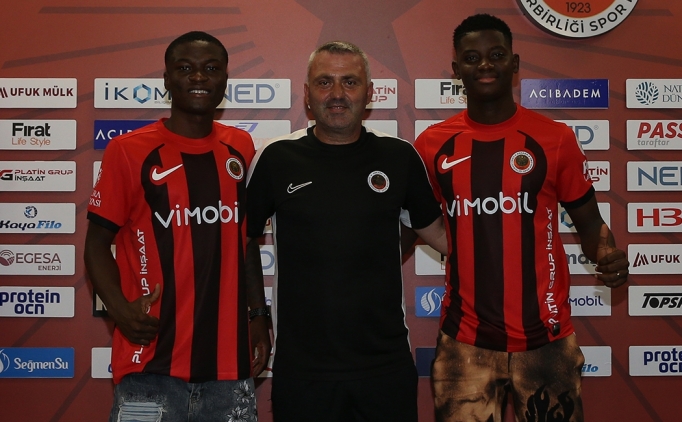 Genlerbirlii'nden iki imza birden!