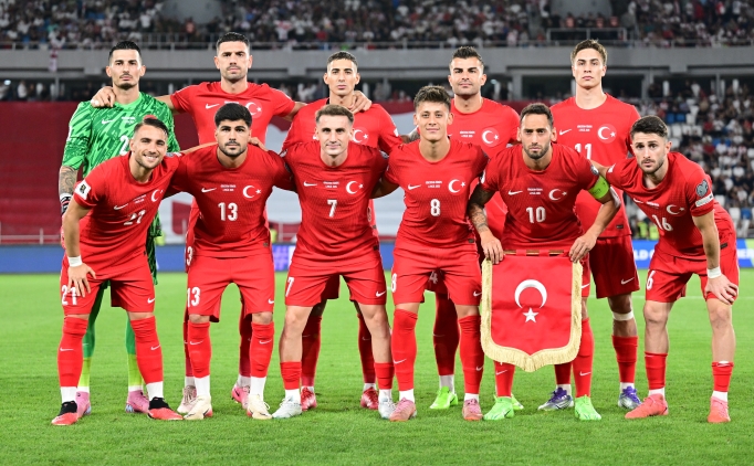 Hakan �alhano�lu ve Yunus Akg�n'den ortak a��klama!