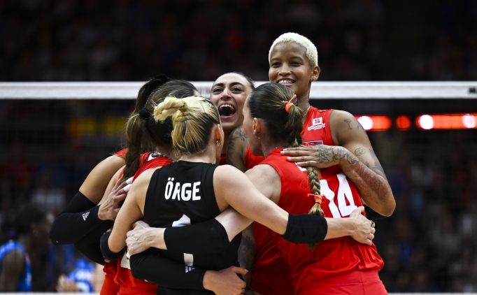 Eda Erdem ve Melissa Vargas, turnuvan�n en iyileri!