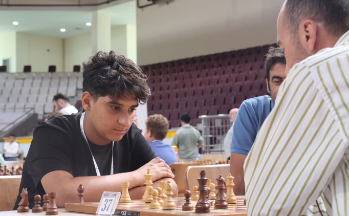 Satranta lisansl sporcu says 1 milyon 700 bini at