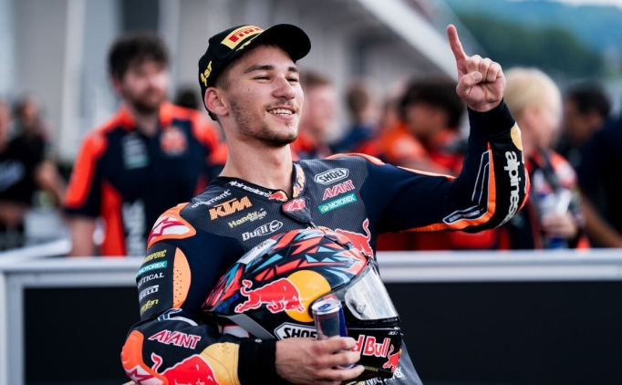 Deniz �nc�: 'Her �ey yolunda giderse bir aya kadar pistlere d�nebilirim'