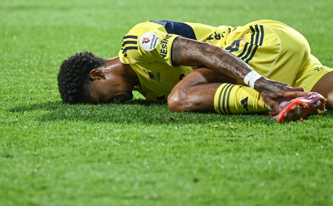 Fenerbah�e'de Oosterwolde korkuttu!