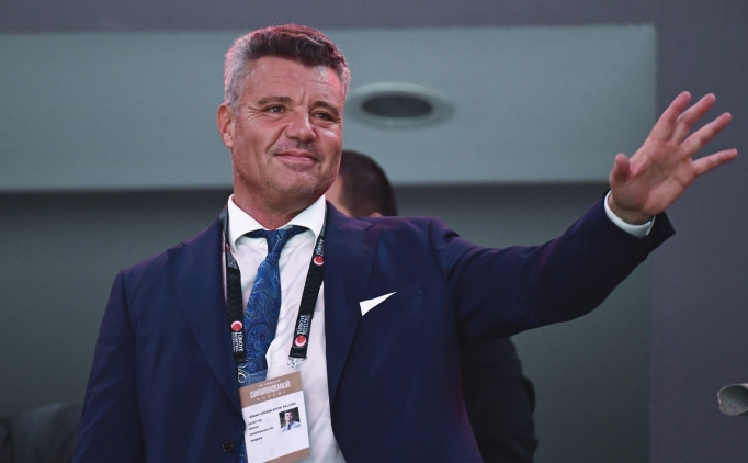 Fenerbahe'de ilk tehis forvet!