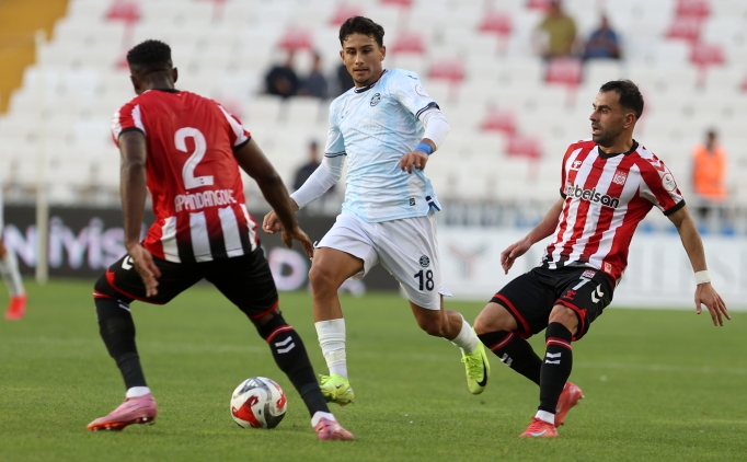 Sivasspor sahas�nda rahat kazand�