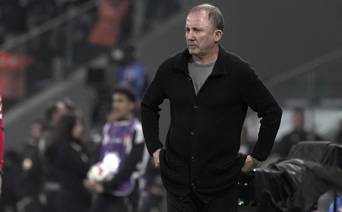 Be�ikta�'ta Sergen Yal��n'�n Galatasaray'a kar�� 5. s�nav�