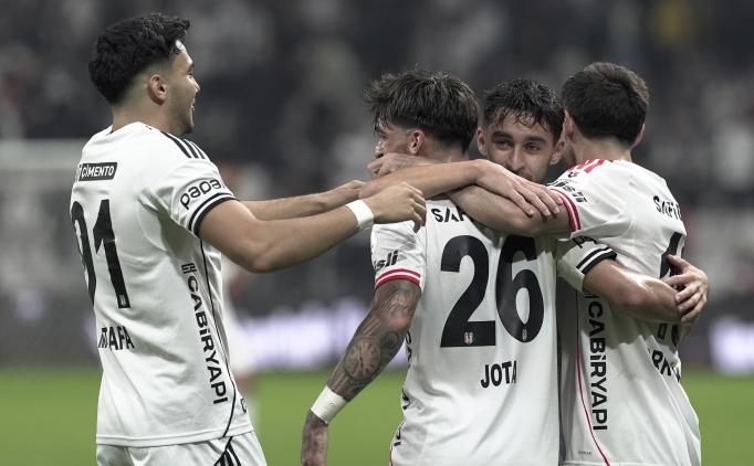 Be�ikta� evinde 3'te 3 yapt�!