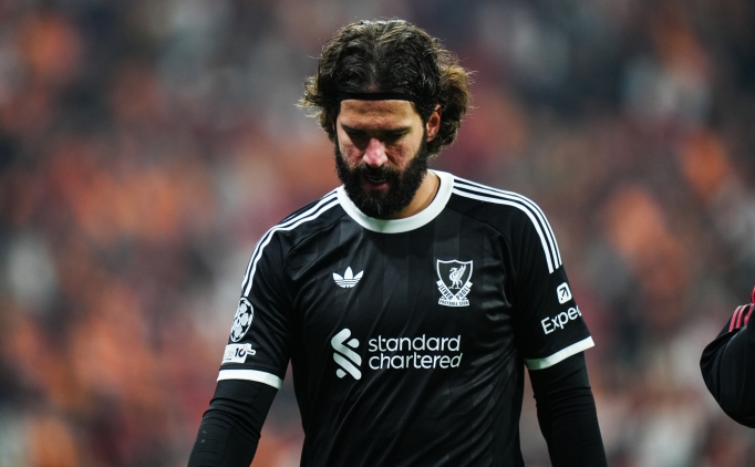 Galatasaray ma��nda sakatlanan Alisson'un son durumu!