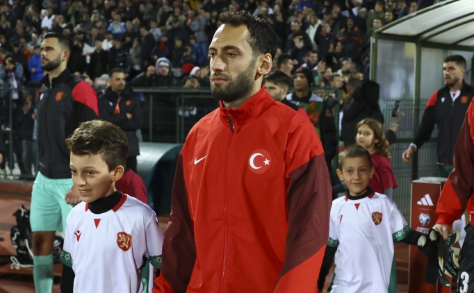 Hakan alhanolu'ndan 100. Milli maa yakr performans