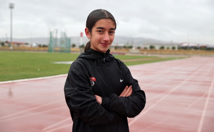 Devlet himayesindeki Mevlde, Galatasaray'n baars iin ter dkecek