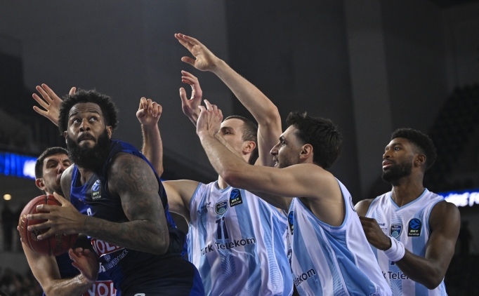 Trk Telekom, evinde kazand