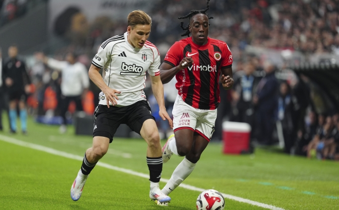 Beikta'ta Svensson, iki ma sonra yeniden formann sahibi