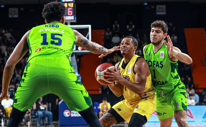 TOFA�, Mersin Spor'u d�rt say� farkla ge�ti!