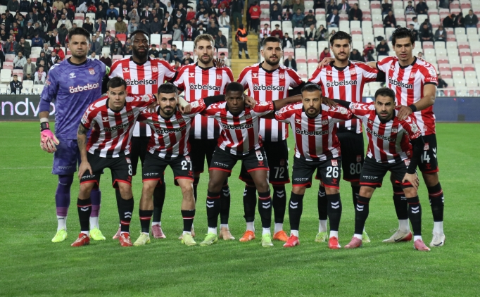 Sivasspor'a transfer yasa�� cezas�!