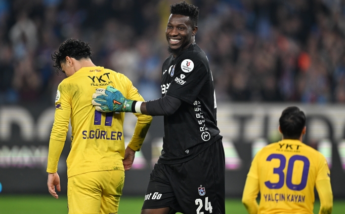 Trabzonspor'da Andre Onana, kllerinden dodu!