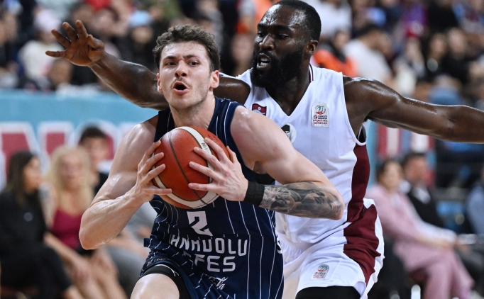 Anadolu Efes Trabzon'da kazand�!