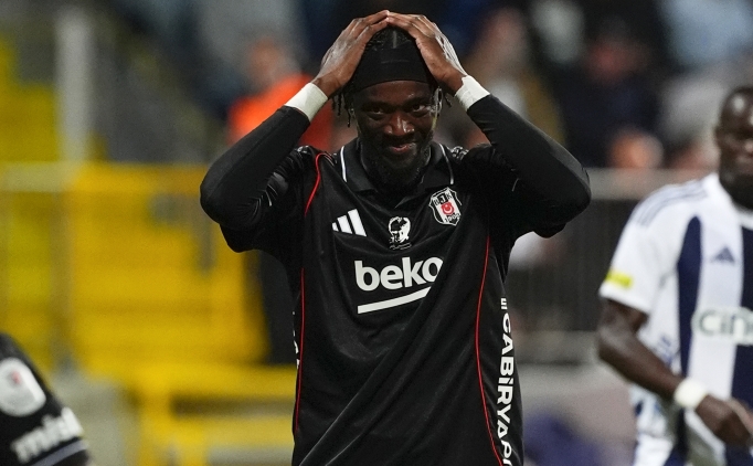 Derbide s�rpriz karar: Tammy Abraham