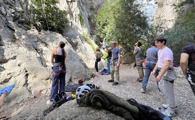 Antalya'da '24. Ulusal ve Uluslararas Kaya Trman enlii' balad