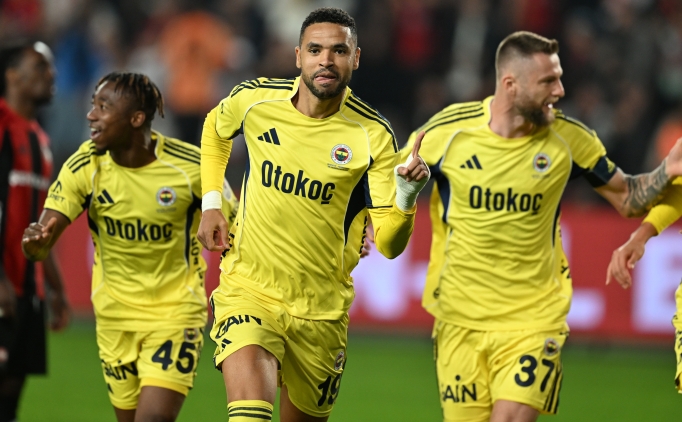 Fenerbah�e, derbi �ncesi hata yapmad�!