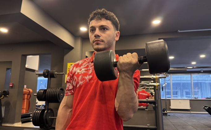 Milli bilek grei smail Hac Bekar, madalyaya doymuyor