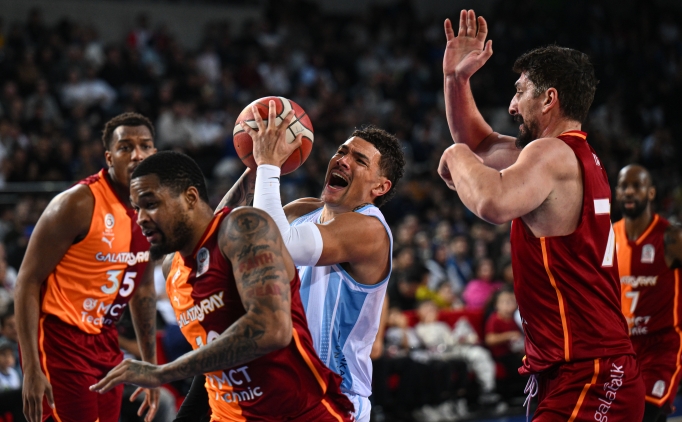 T�rk Telekom, Galatasaray MCT Technic'i 2 say� farkla ge�ti!