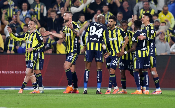 Macar efsaneden Fenerbah�e'ye �vg�: 'Kad�k�y, Wembley'den iyi'