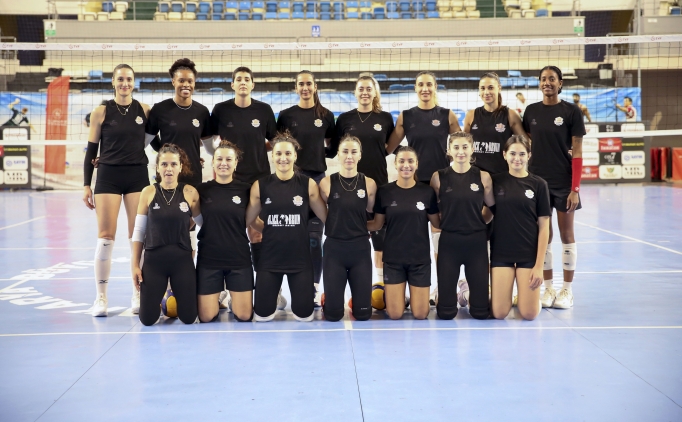 Namalup lider Sakarya Voleybol'da tek hedef Sultanlar Ligi