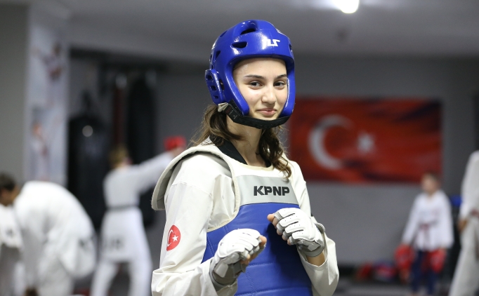 14 ya��ndaki milli sporcu Sena Y�lmaz'dan b�y�k ba�ar�!