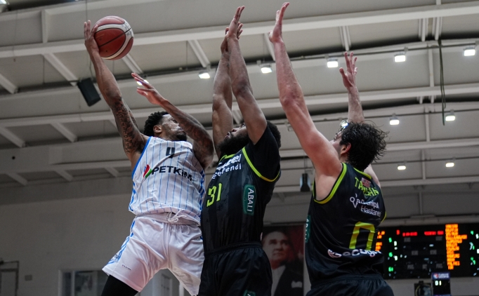 Yukatel Merkezefendi Belediyesi Basket ilk deplasman galibiyetini ald�