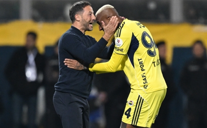 Domenico Tedesco, �smail Kartal'� ge�ti!