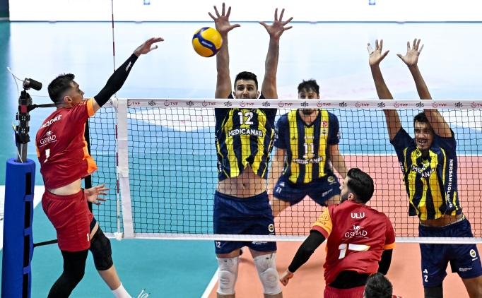 Galatasaray HDI Sigorta, derbide Fenerbah�e Medicana'y� yendi