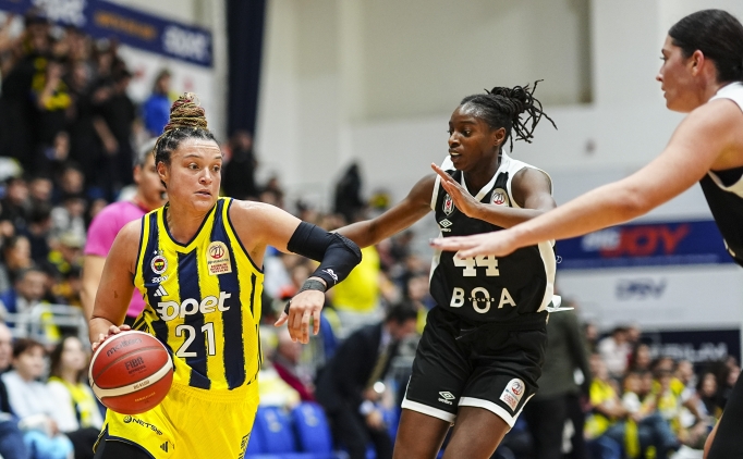 Fenerbah�e Opet, derbide Be�ikta� BOA'y� farkl� ge�ti!