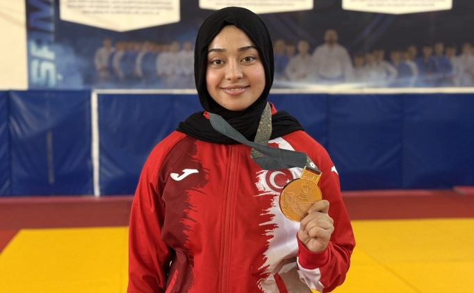 ��itme engelli judocu Esma G�k�l� sakatl���na ra�men olimpiyat madalyas� kazanmay� ba�ard�