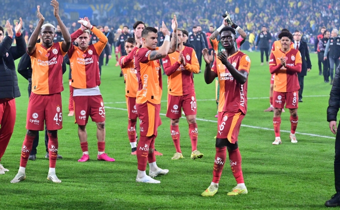 Galatasaray'da d�rt isim ilki ya�ad�!