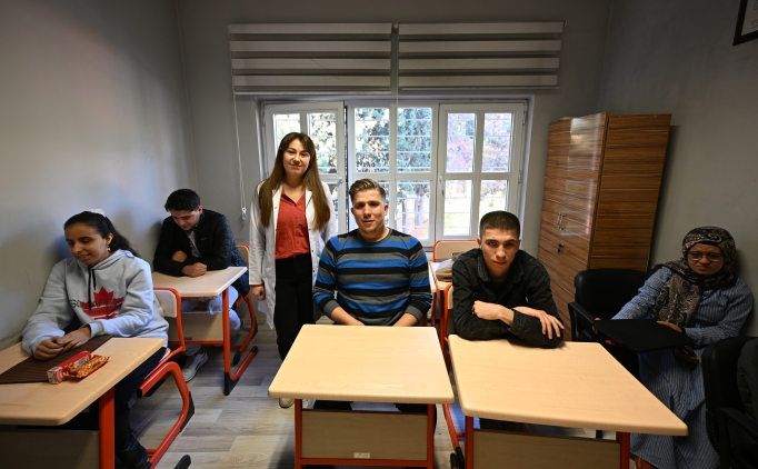 G�rme engelli milli y�z�c�n�n yeni hedefi sporcu yeti�tirmek