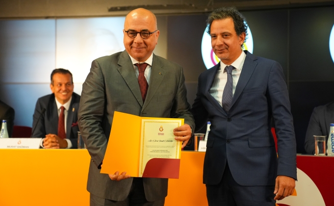 Galatasaray y�neticisi Bora Bah�etepe'den Fenerbah�e a��klamas�