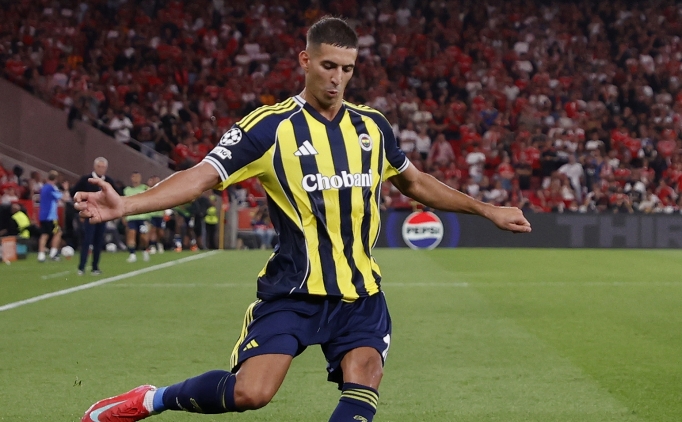 Mert Mldr, geri plana dt!