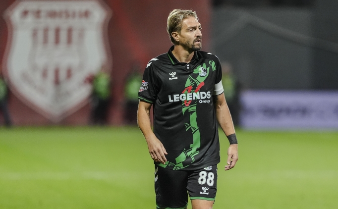 Caner Erkin'den 8 ma�ta 3. k�rm�z�!