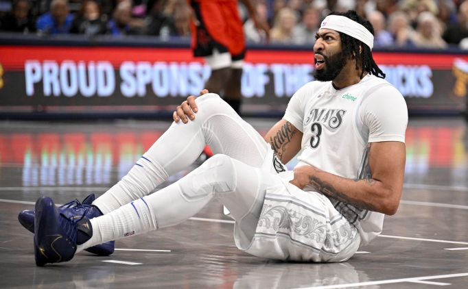 Davis, Lakers-Mavericks takas�n�n gizli kalm�� olmas�na inanam�yor